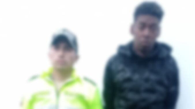 Quito: ladrón aprovechó estado de embriaguez de ciudadano para golpearlo y robarle su teléfono.