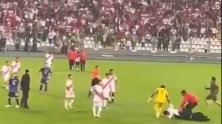 Gallese arroja el celular de hincha que buscaba una foto con Messi