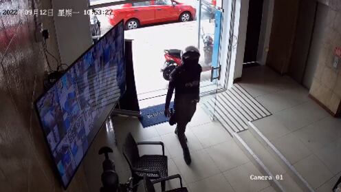 Policías detenidos por participar en robo en Guayaquil