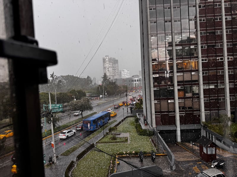 Lluvia y granizo en Quito este 27 de febrero