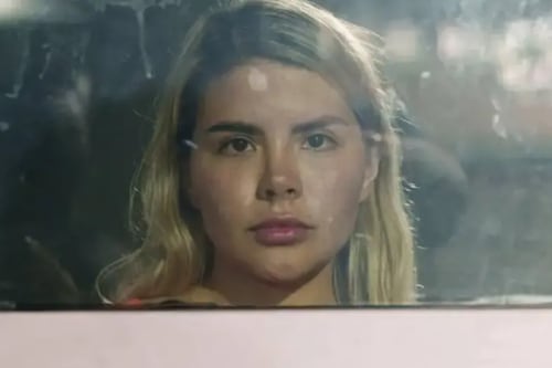 Influencer acusada de extorsión sale de La Roca tras obtener hábeas corpus por su embarazo