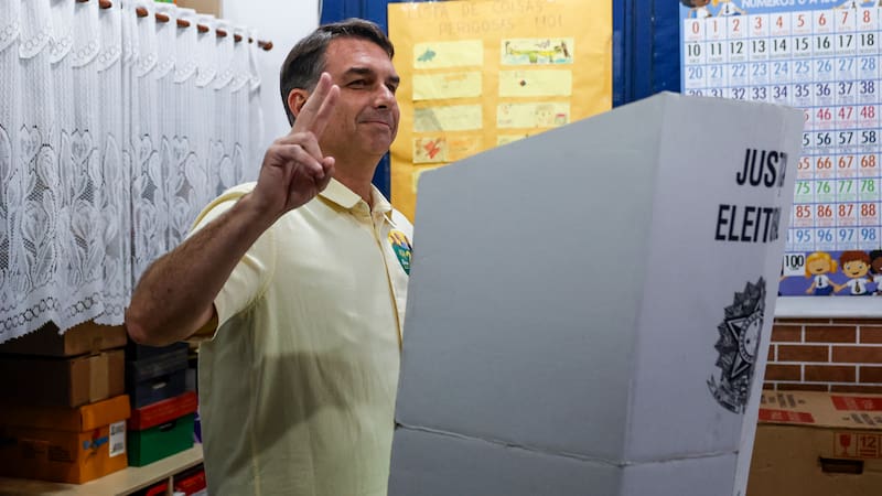 El candidato a la presidencia de Brasil, Flavio Bolsonaro