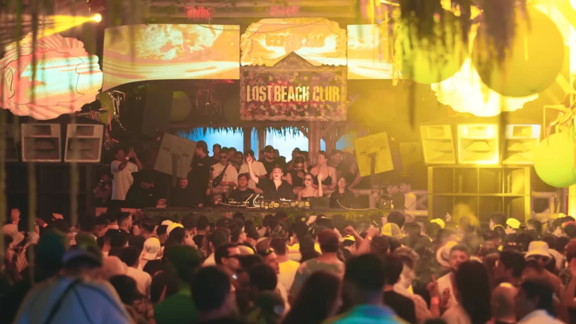 cortesía