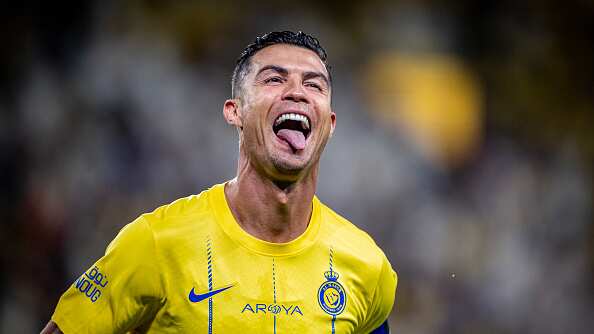 Cristiano Ronaldo extiende contrato con el Al Nassr.