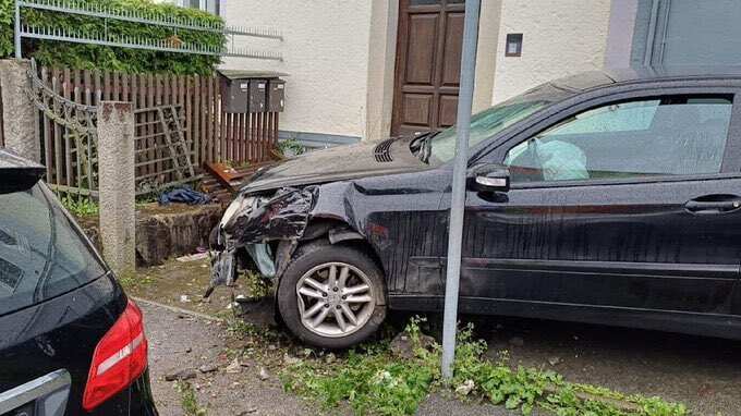 Atropellamiento masivo en Alemania deja cinco heridos, entre ellos una niña de 5 años - Fuente:@white_lenka cuenta de X