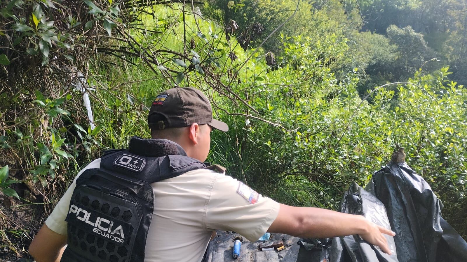 Policía intervino en sectores aledaños del río Machángara para combatir la inseguridad en el centro de Quito