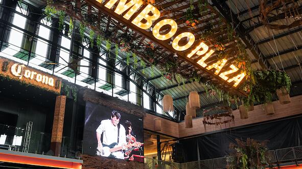 Bamboo Plaza alcanza su primer año de éxito.