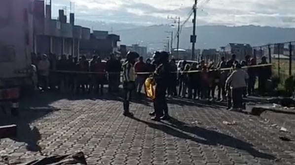 Una menor falleció y dos personas resultaron heridas tras ser atropelladas en el sur de Quito