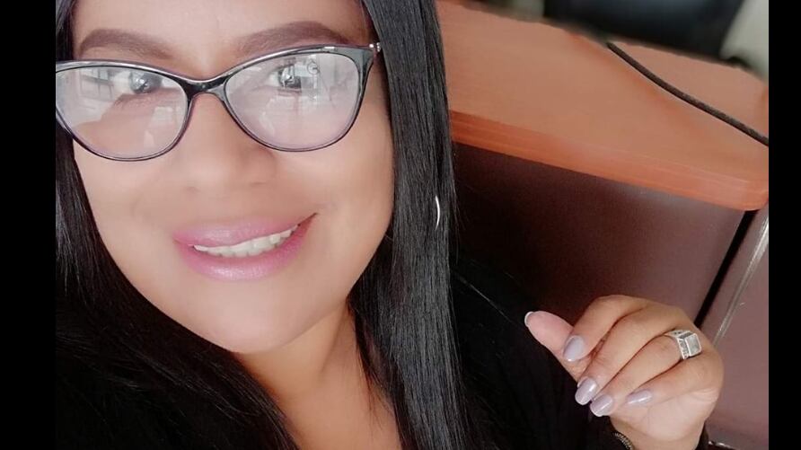 Locutora Sandy Ferigra