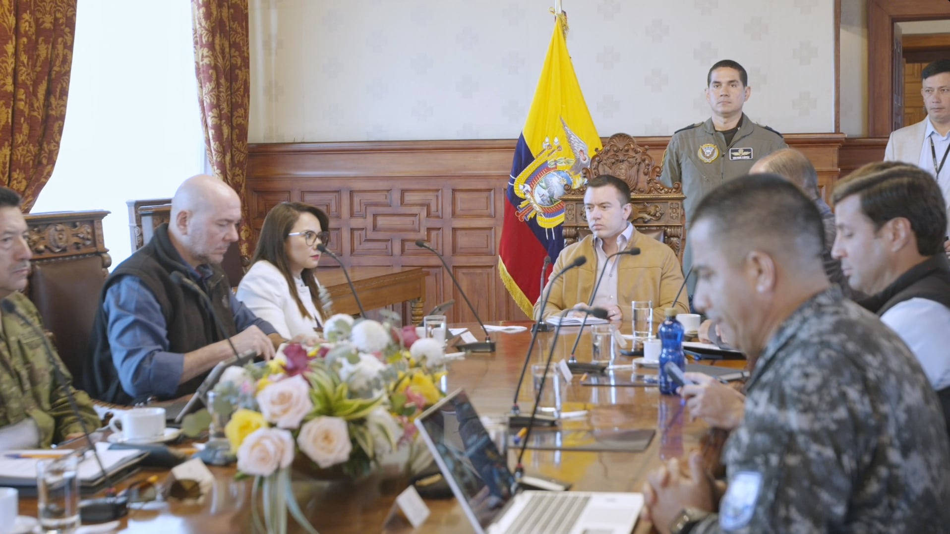 Daniel Noboa encabezó reunión del Bloque de Seguridad en Carondelet tras su retorno de Panamá