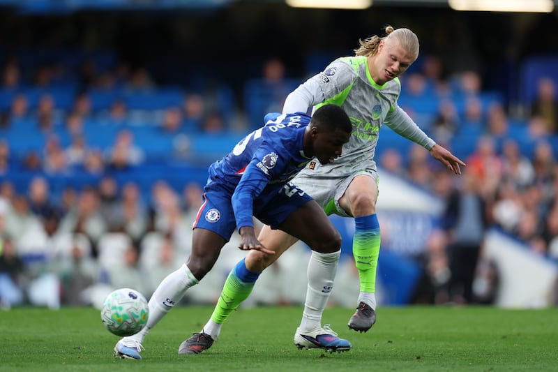 ¿Dónde y cómo ver a Moisés en la final de la FA Cup vs Manchester City?