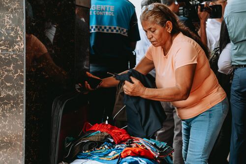 “Se portan como delincuentes”: Aquiles Alvarez ordena la baja de agentes que arrancharon mercadería en la Bahía