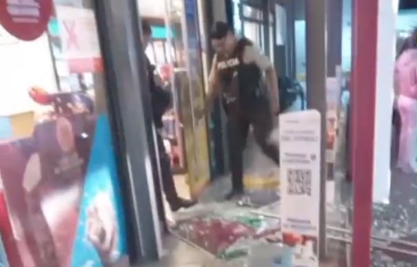 Intento de Asalto en Iñaquito Termina con Agresión a Policía