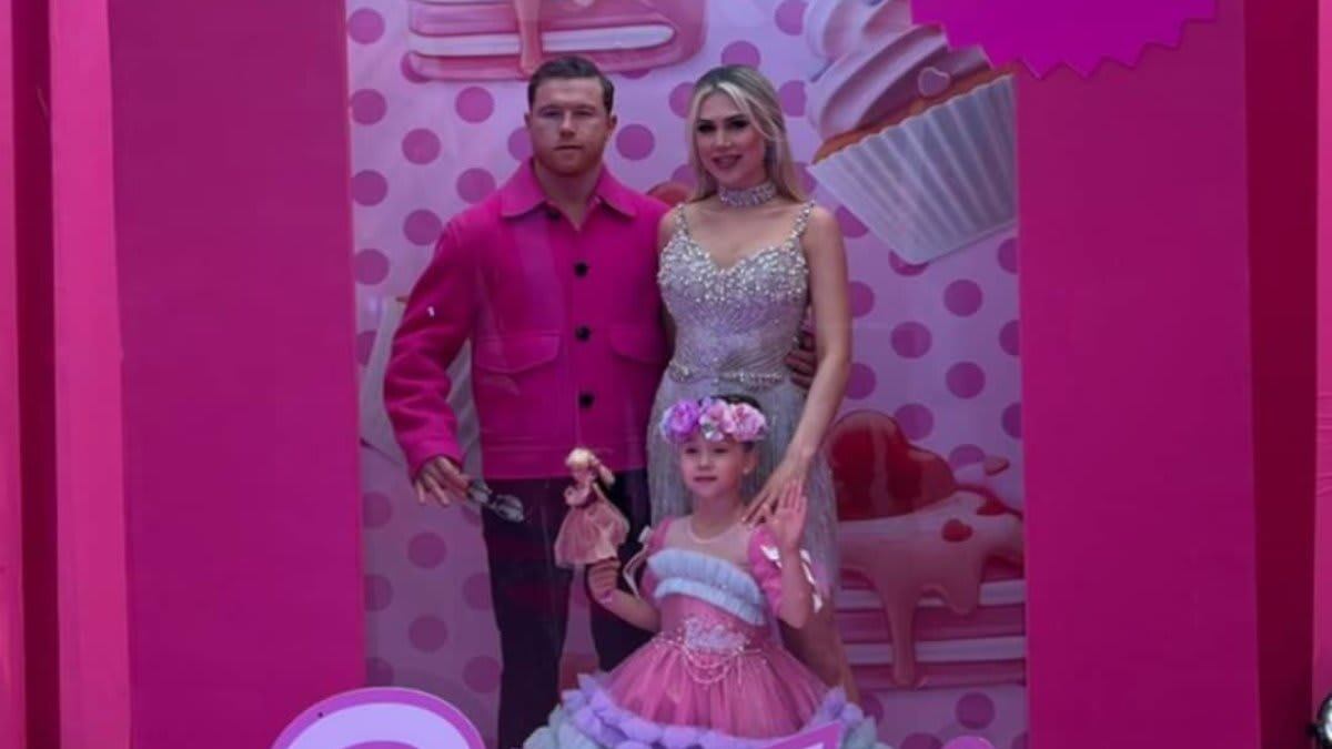 Así celebró a su hija el pugilista.