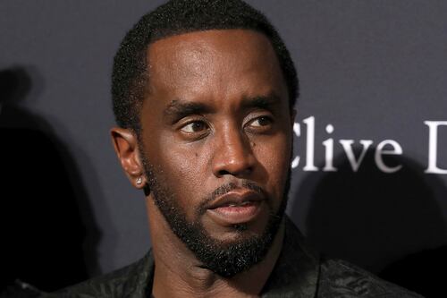 El abogado de Sean 'Diddy' Combs se retira del caso justo antes del inicio del juicio.