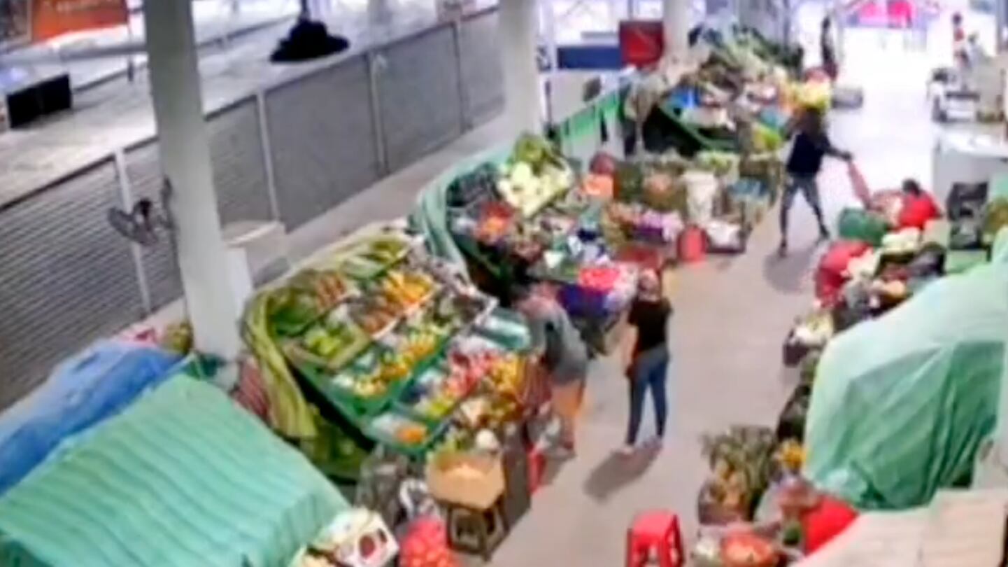 Comerciante es asesinado a balazos en el mercado de Calderón, Manabí