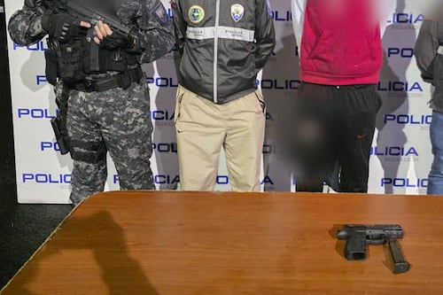 Liberan a conductor secuestrado en Quito y capturan a presunto integrante de Los Lobos